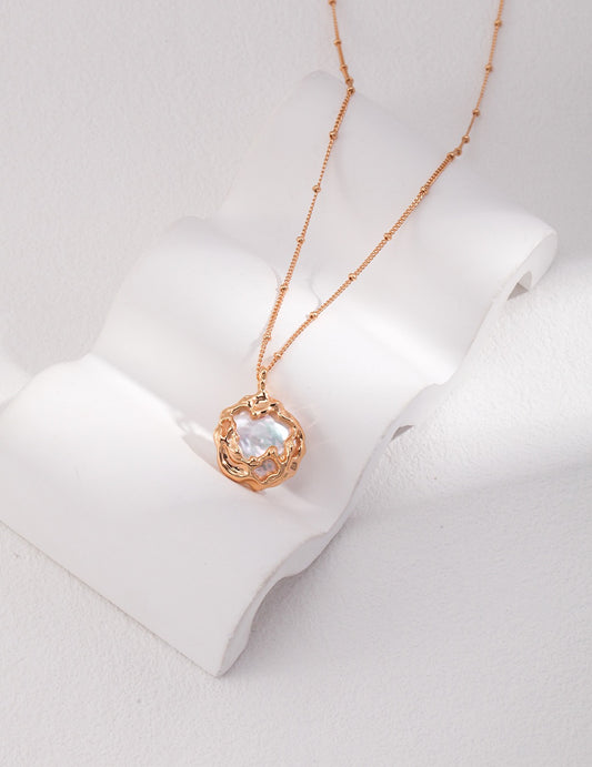 Sunyata Round Pearl Pendant Necklace